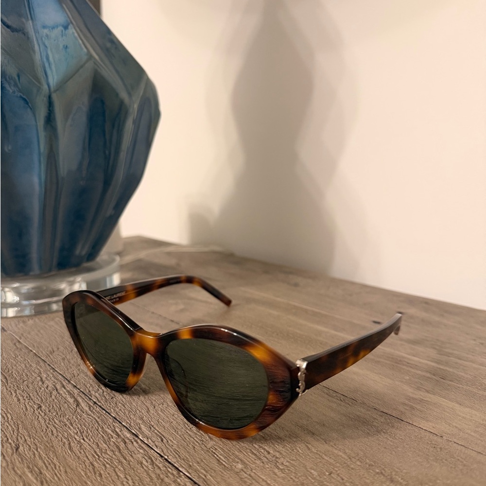 Like New | Saint Laurent Tortoiseshell Sunglasses